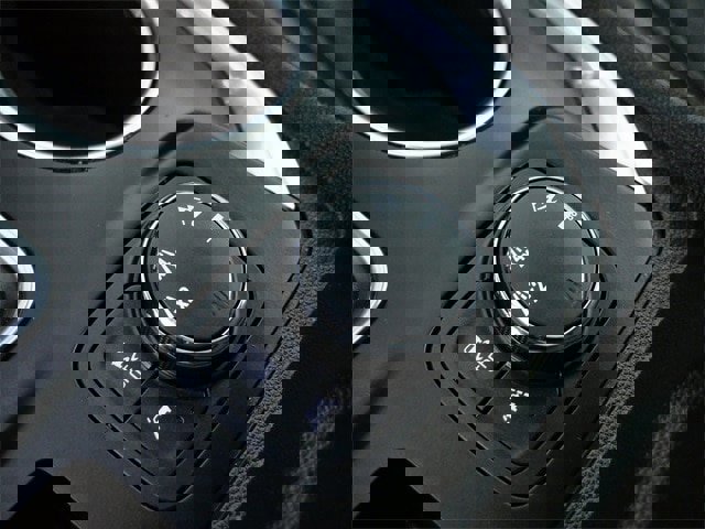 Used 2021 Chevrolet Traverse Premier w/ Redline Edition image 26