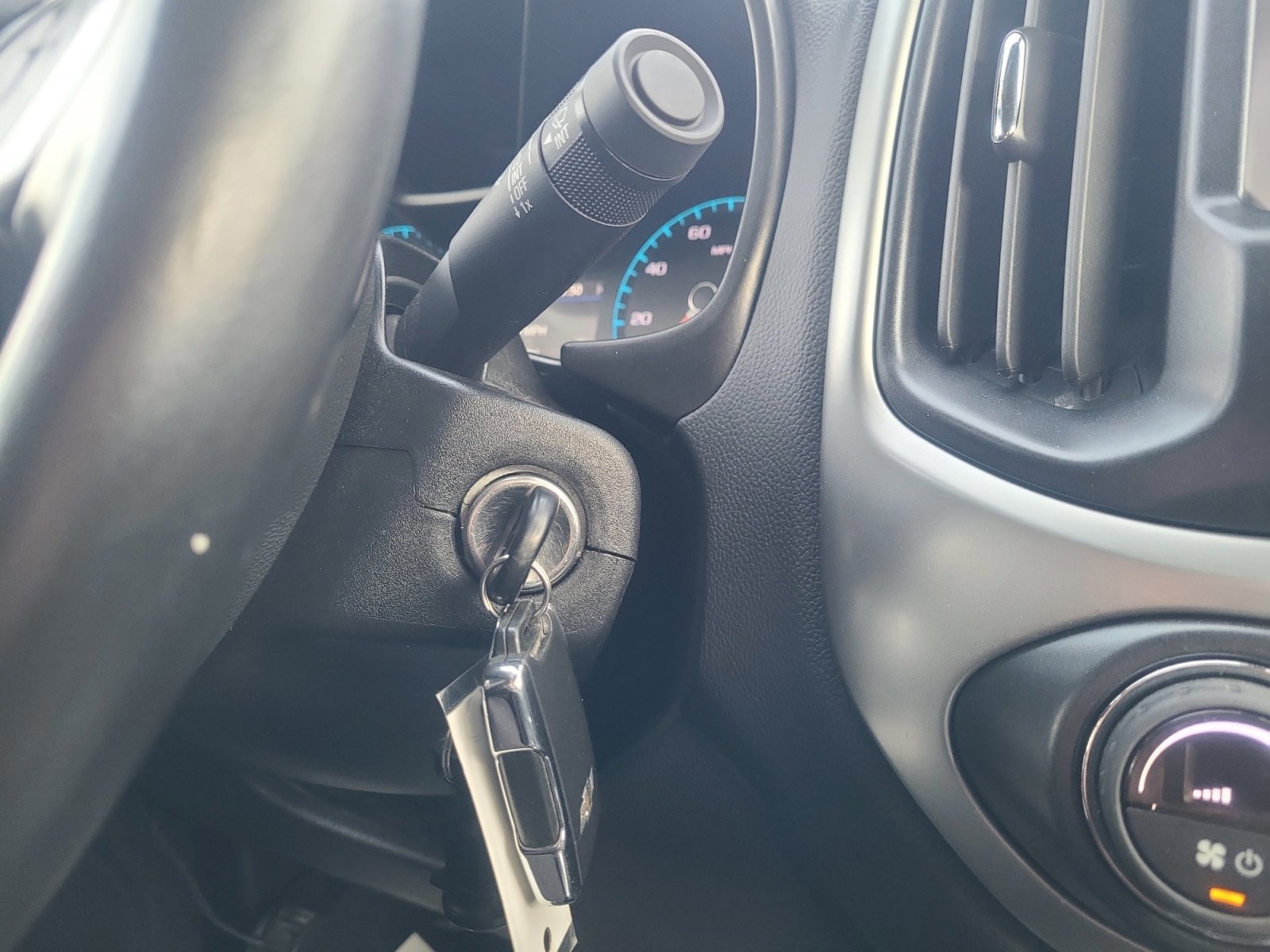 Used 2022 Chevrolet Colorado ZR2 image 29