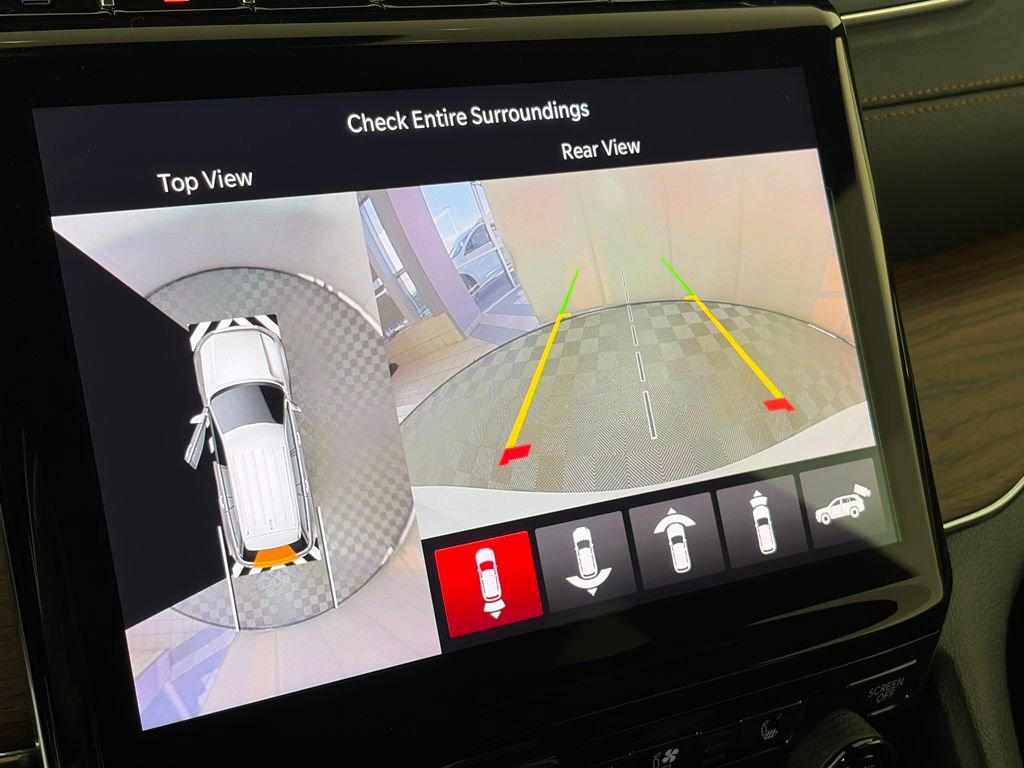 Used 2024 Jeep Grand Cherokee Summit image 20