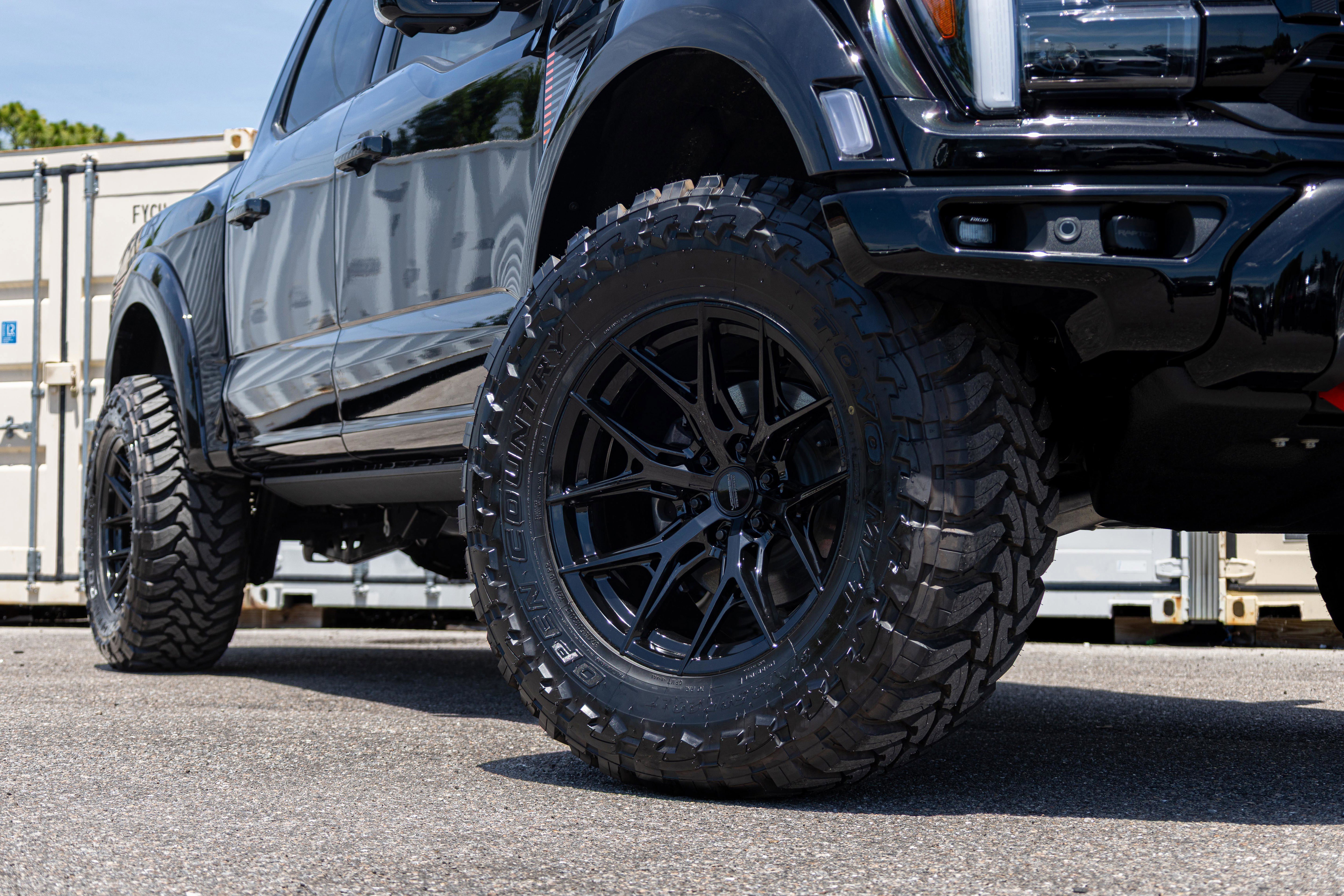 Certified 2026 Ford F150 Raptor w/ Equipment Group 803A Raptor R AWD/4WD image 14