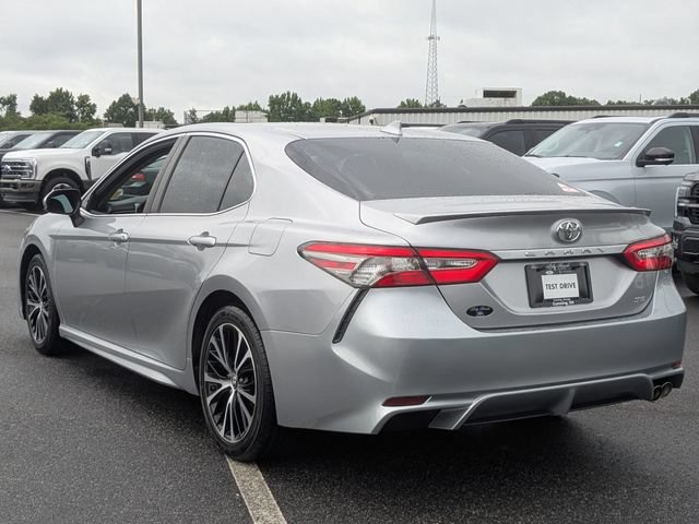 Used 2019 Toyota Camry SE FWD image 5