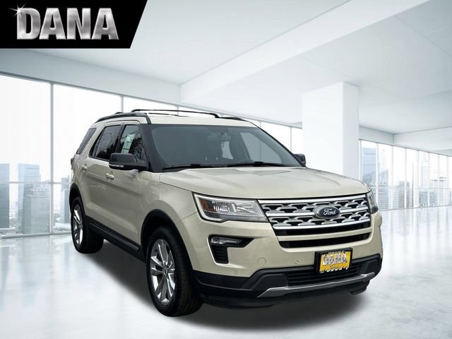 Certified 2018 Ford Explorer XLT w/ Equipment Group 202A image 7