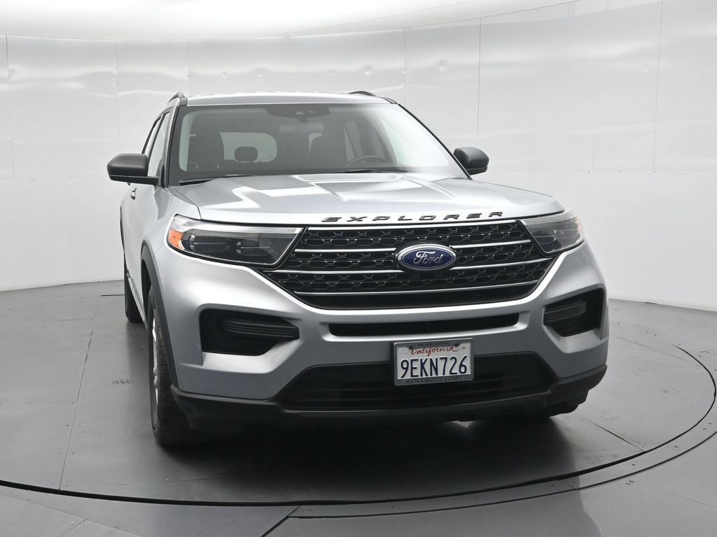 Certified 2022 Ford Explorer XLT RWD image 60