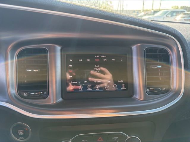 Used 2020 Dodge Charger SXT w/ Blacktop Package image 8