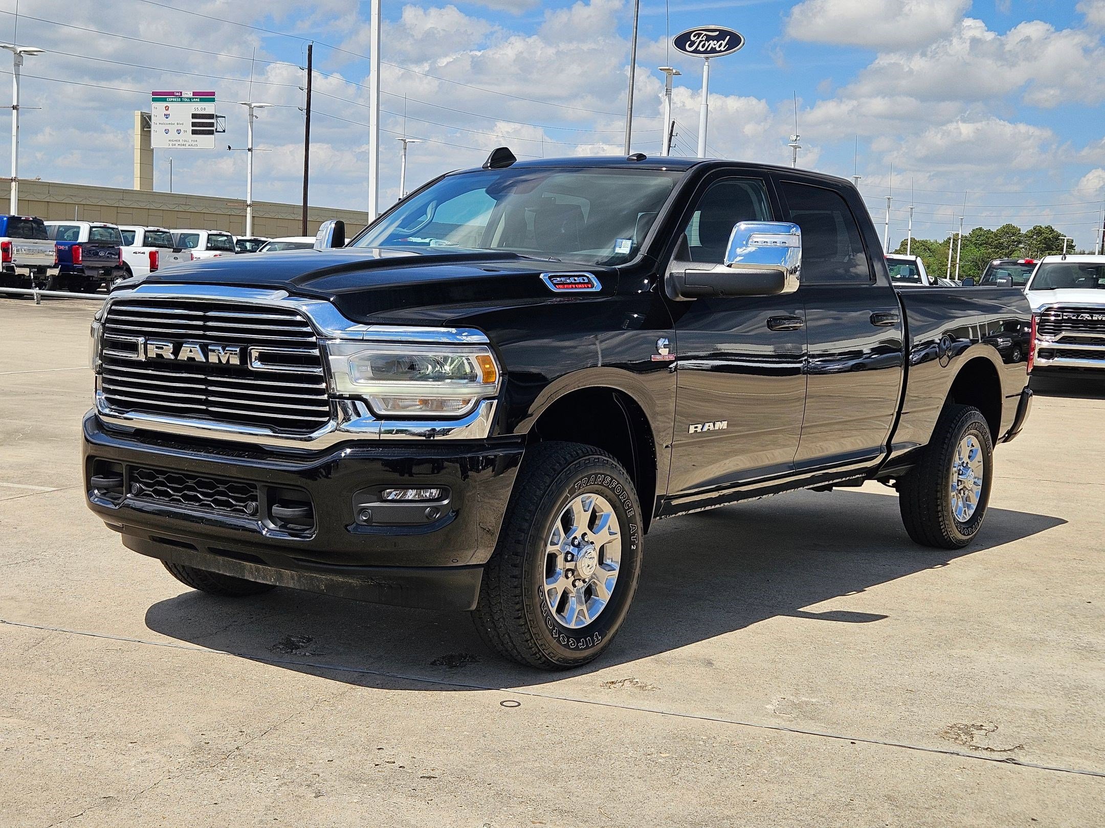 Used 2024 RAM 2500 Laramie w/ Safety Group AWD/4WD image 10