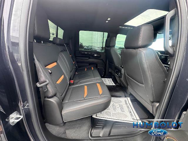 Used 2024 GMC Sierra 2500 AT4 w/ AT4 Premium Plus Package image 33