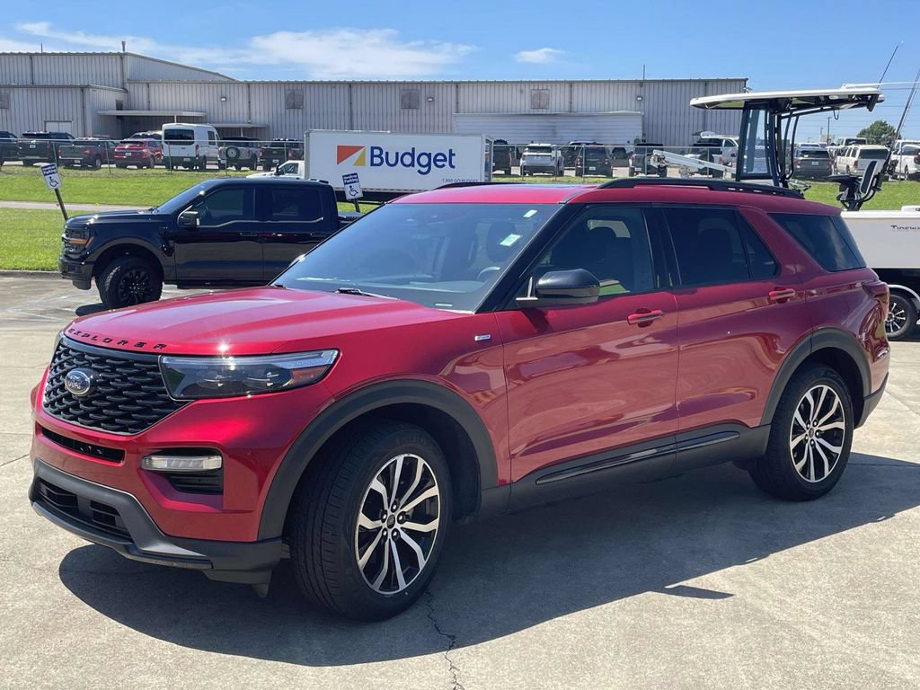 Certified 2022 Ford Explorer ST-Line RWD image 7