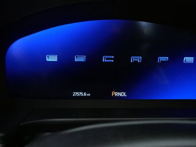 Certified 2025 Ford Escape Platinum AWD/4WD image 16