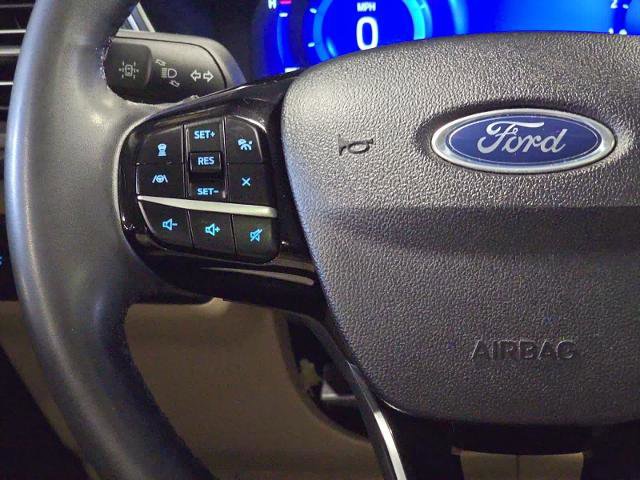 Certified 2022 Ford Escape Titanium w/ Class II Trailer Tow Package AWD/4WD image 22