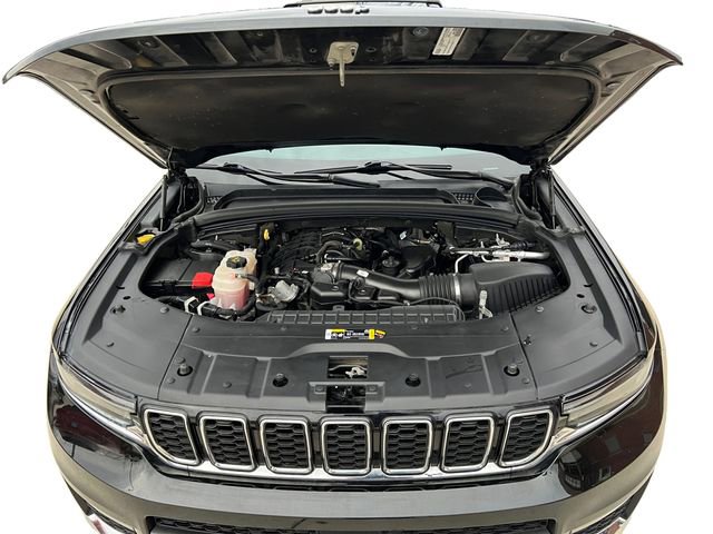 Used 2021 Jeep Grand Cherokee L Limited w/ Trailer Tow Group (B) AWD/4WD image 16