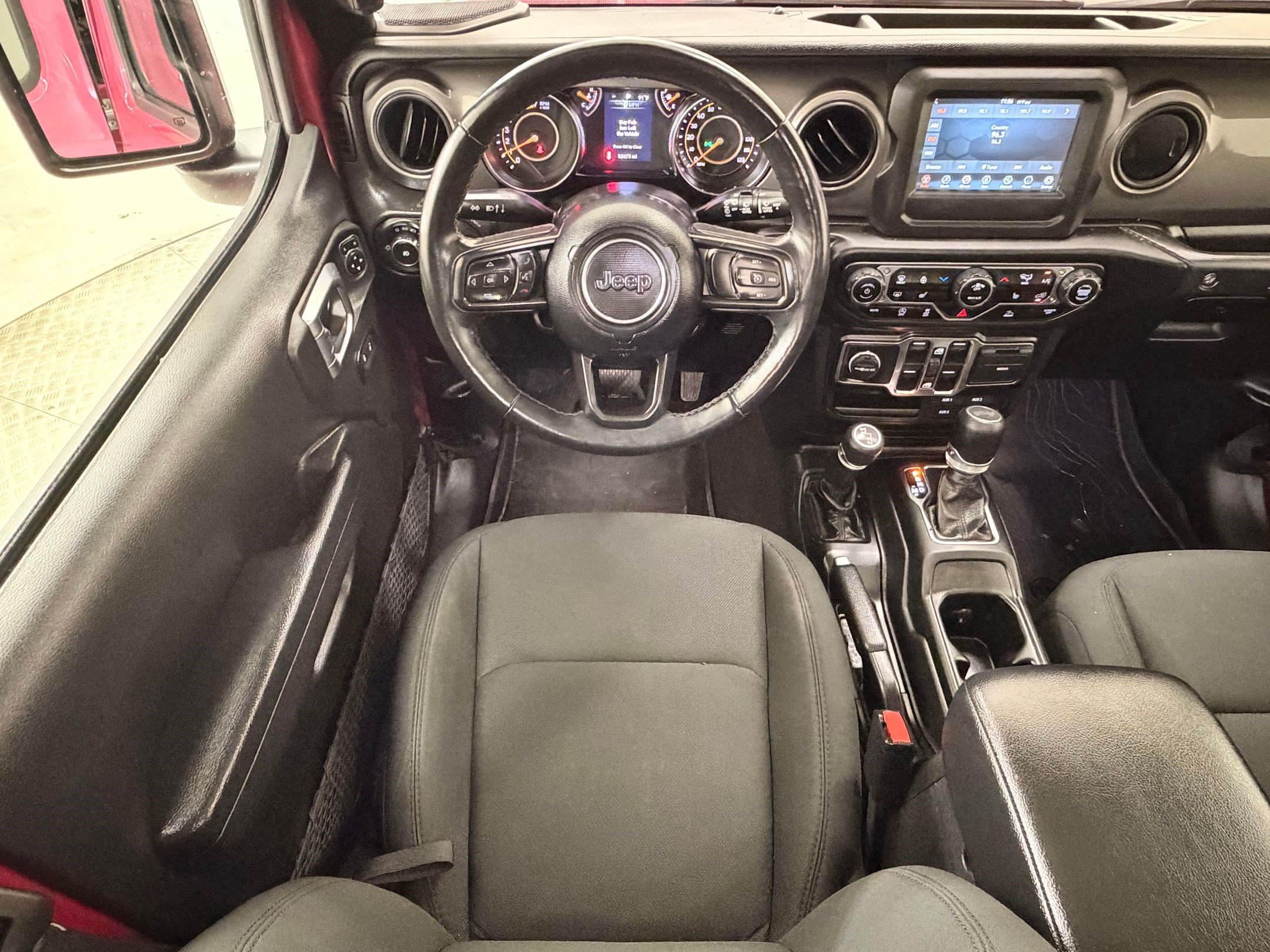 Used 2022 Jeep Wrangler Unlimited Sport AWD/4WD image 26