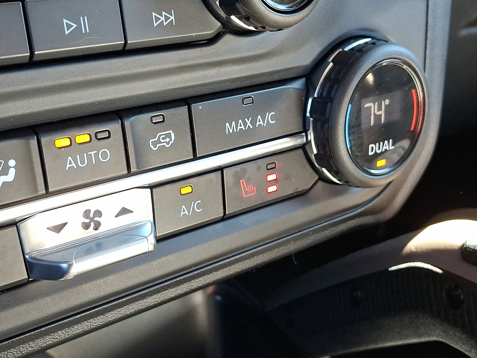 Certified 2024 Ford Bronco Outer Banks image 26