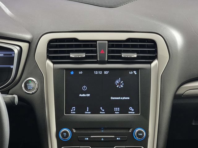 Certified 2017 Ford Fusion SE w/ Fusion SE Technology Package FWD image 24