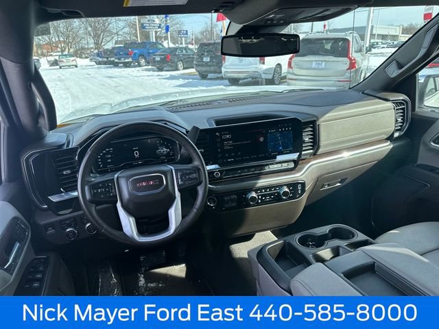 Used 2025 GMC Sierra 1500 SLT AWD/4WD image 31