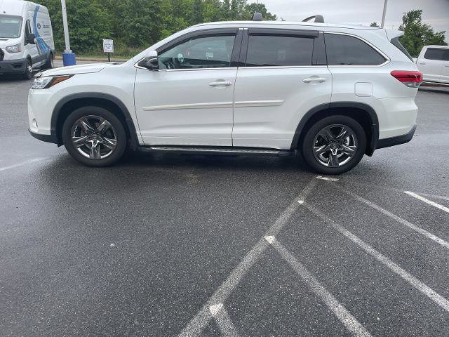Used 2019 Toyota Highlander Limited Platinum AWD/4WD image 5