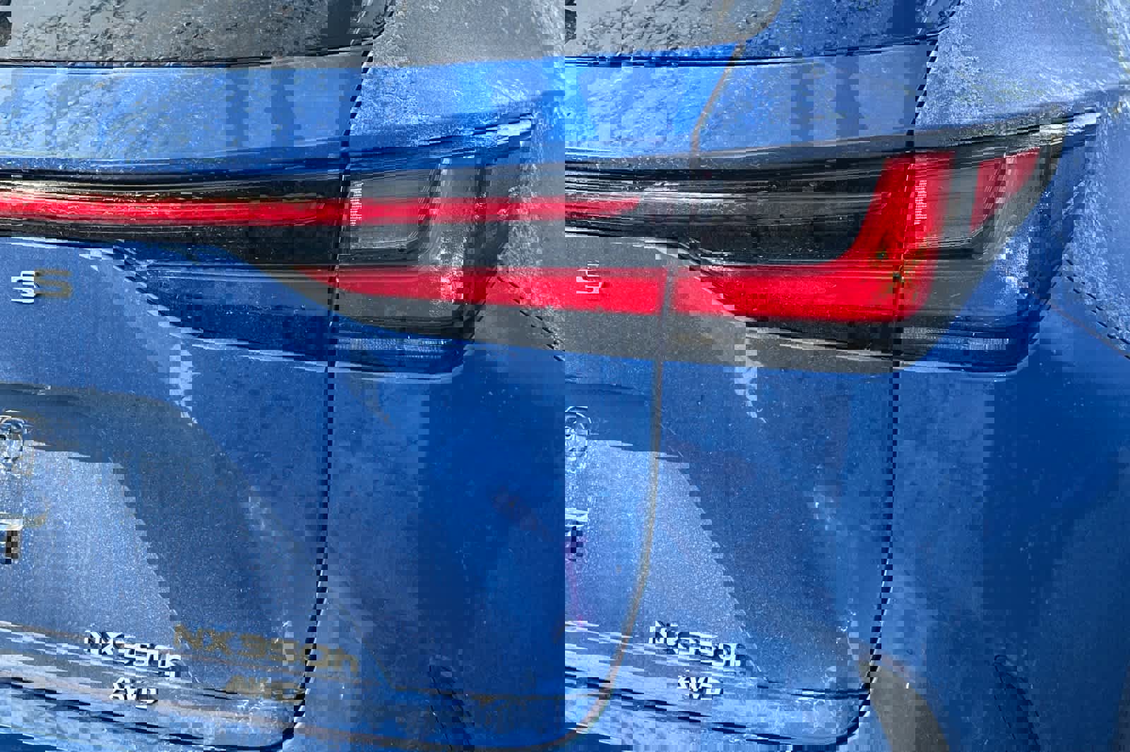 Used 2025 Lexus NX 350h AWD w/ Premium Package image 7