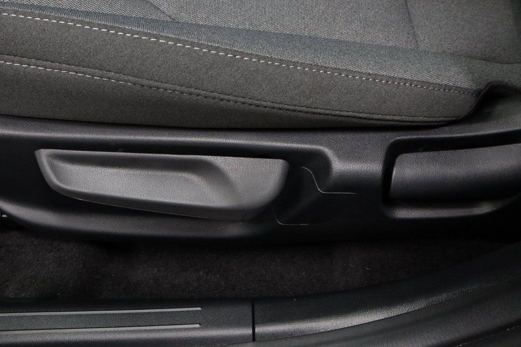 Used 2025 Kia K4 LXS image 24