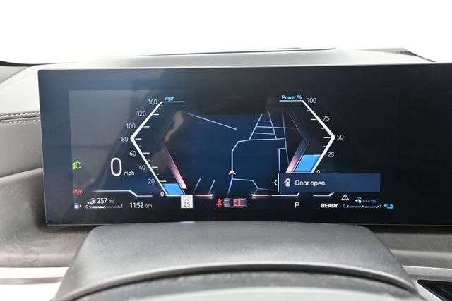 Used 2025 BMW X5 xDrive50e AWD/4WD image 19