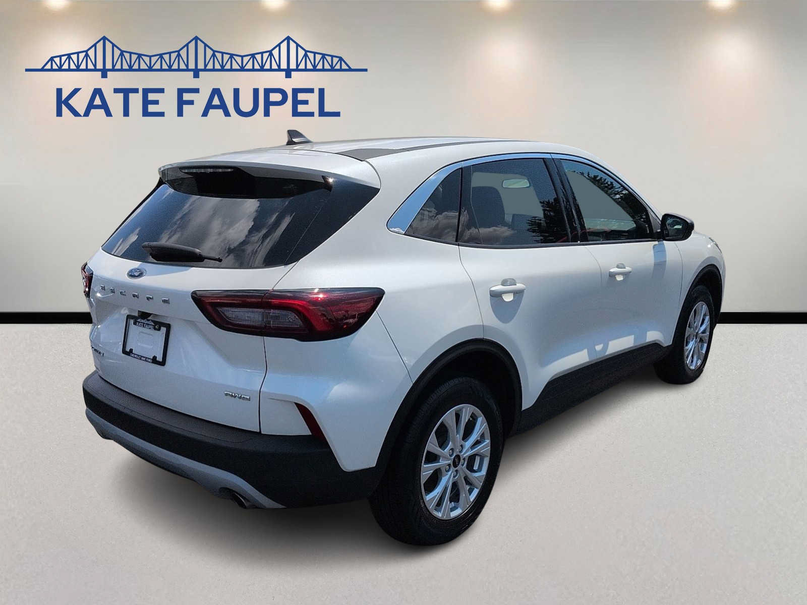 Certified 2023 Ford Escape Active AWD/4WD image 7