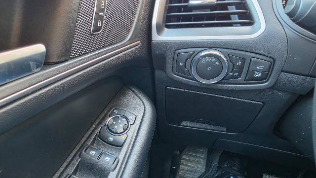 Certified 2024 Ford Edge SEL w/ Convenience Package AWD/4WD image 17