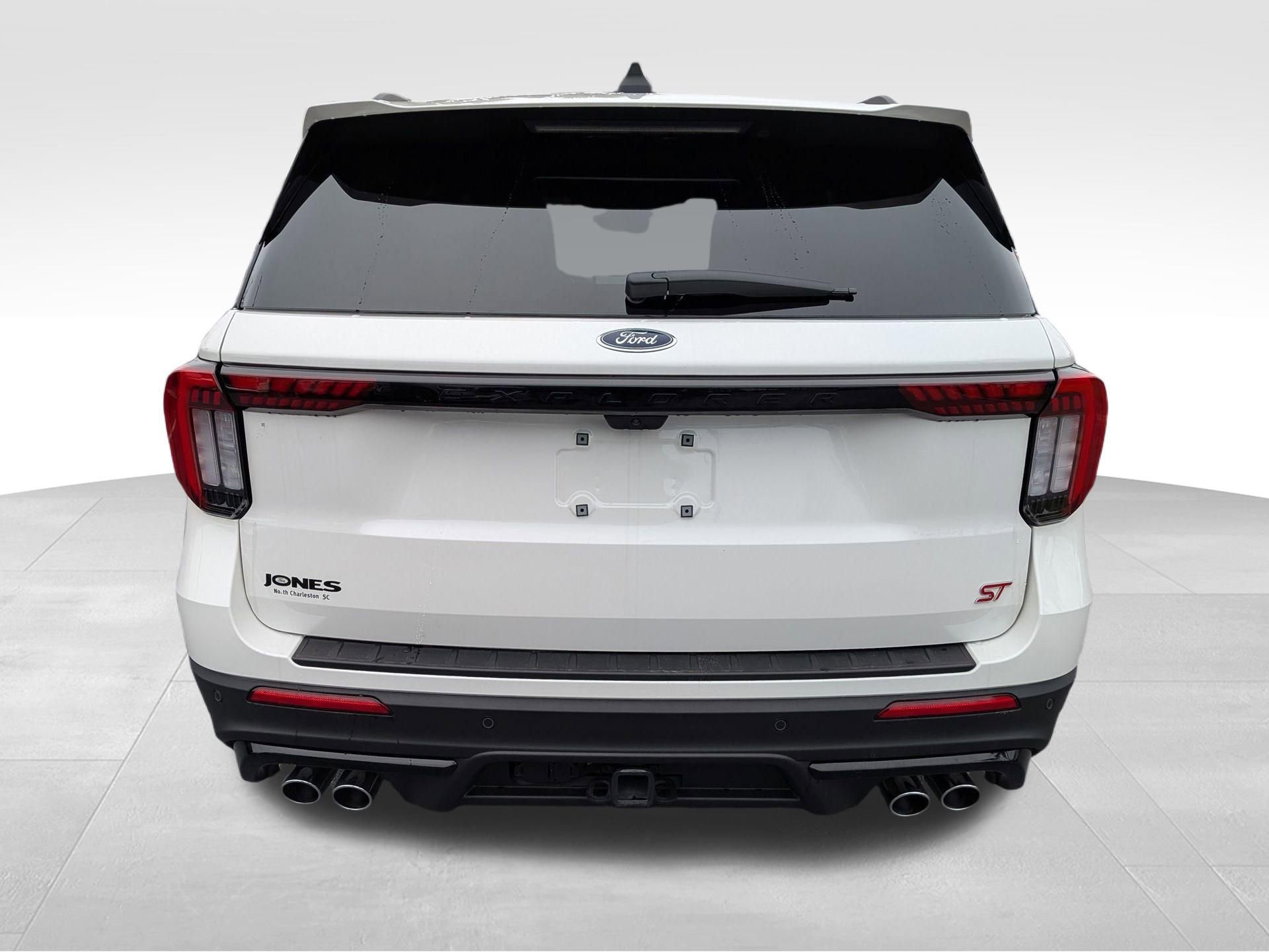 Certified 2025 Ford Explorer ST image 7