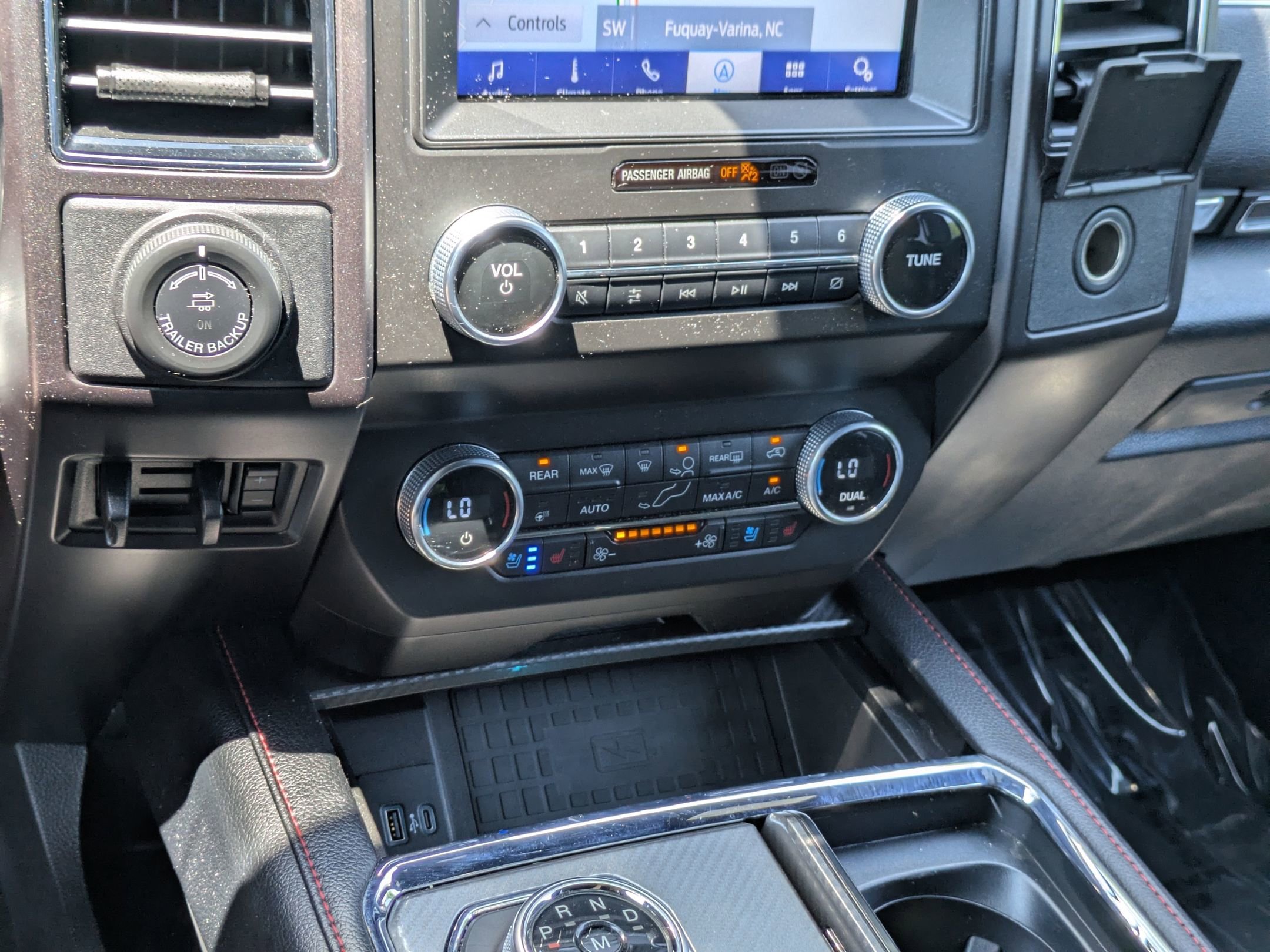 Certified 2020 Ford Expedition Limited w/ Equipment Group 303A AWD/4WD image 23