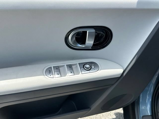 Used 2024 Hyundai Ioniq 5 SEL AWD/4WD image 17