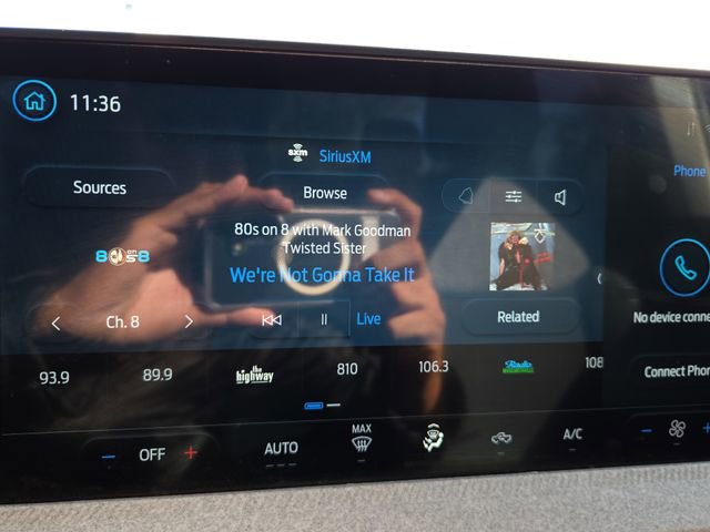 Certified 2025 Ford Maverick XLT w/ Equipment Group 302A AWD/4WD image 19