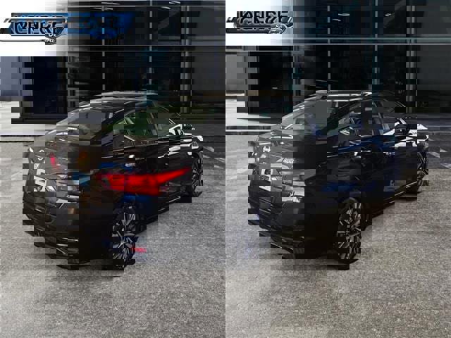 Used 2023 Nissan Altima 2.5 SV image 4