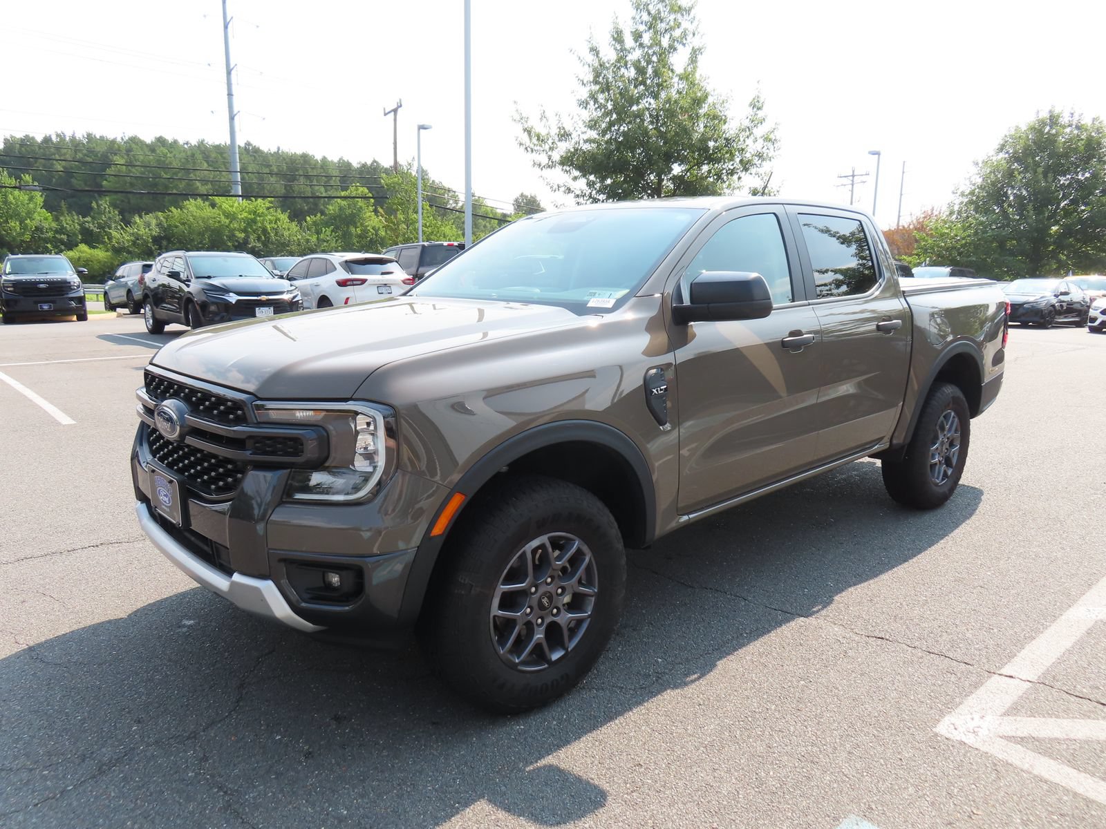 Certified 2025 Ford Ranger XLT w/ Trailer Tow Package AWD/4WD image 3