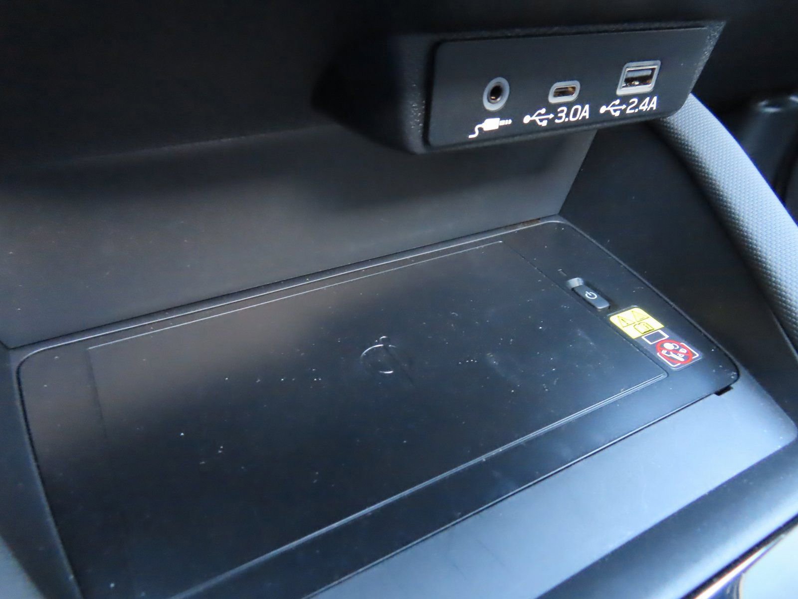 Used 2025 Subaru Forester Limited w/ Popular Package image 26