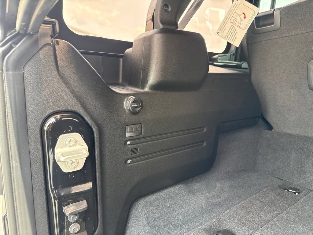 Used 2024 Jeep Wrangler Unlimited AWD/4WD image 42
