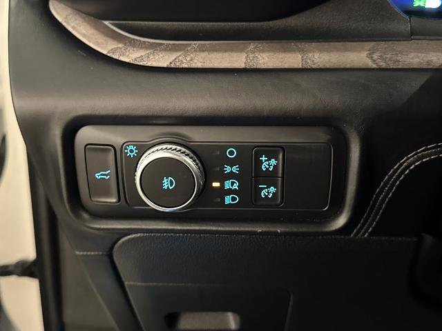 Certified 2020 Ford Explorer Platinum w/ Premium Technology Package image 19