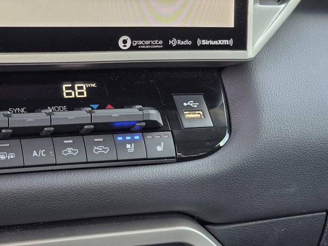 Used 2024 Toyota Tundra Limited w/ Power Package AWD/4WD image 21