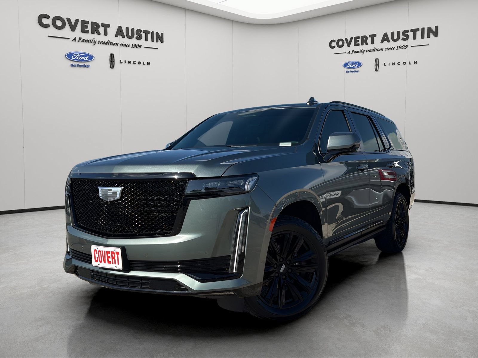 Used 2024 Cadillac Escalade Sport Platinum AWD/4WD image 1