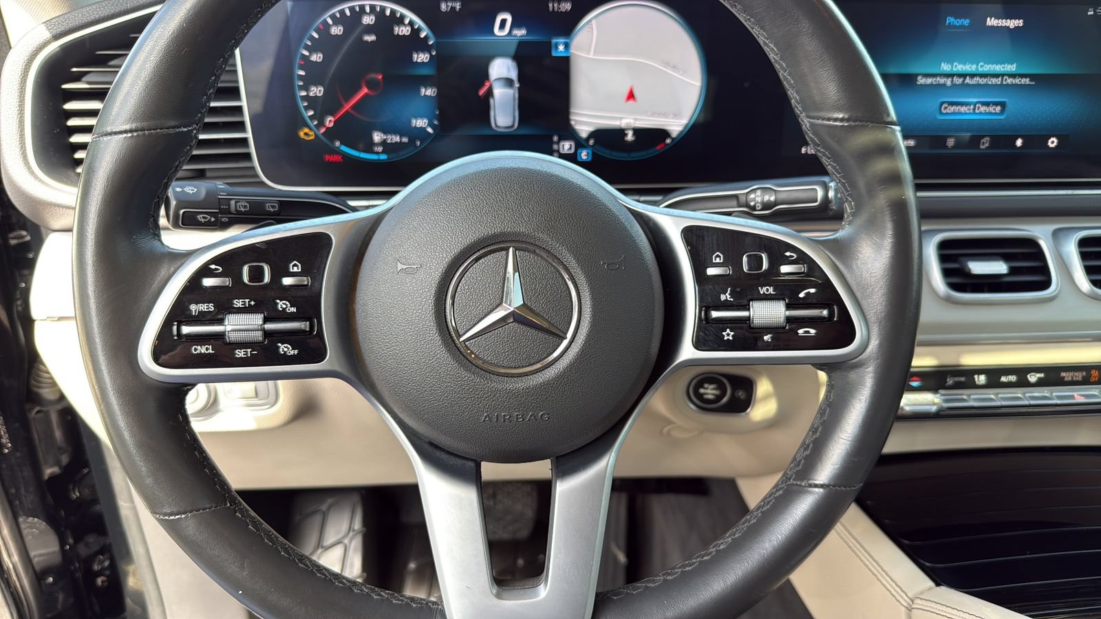 Used 2020 Mercedes-Benz GLE 350 4MATIC w/ Premium Package image 14