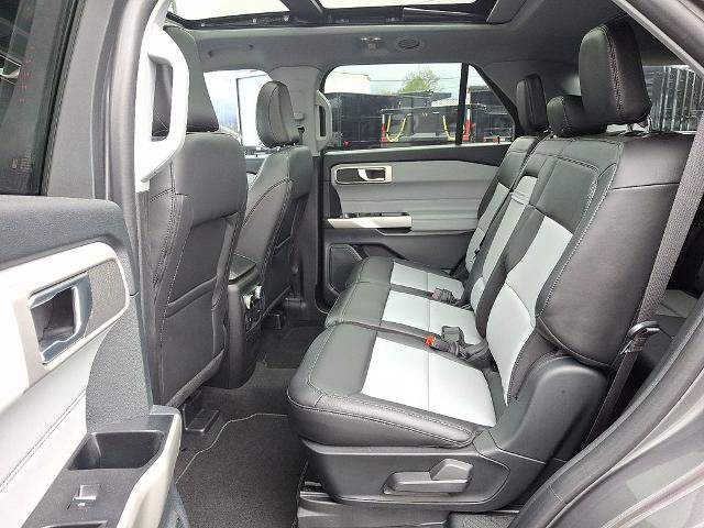 Certified 2023 Ford Explorer XLT w/ Equipment Group 202A image 11
