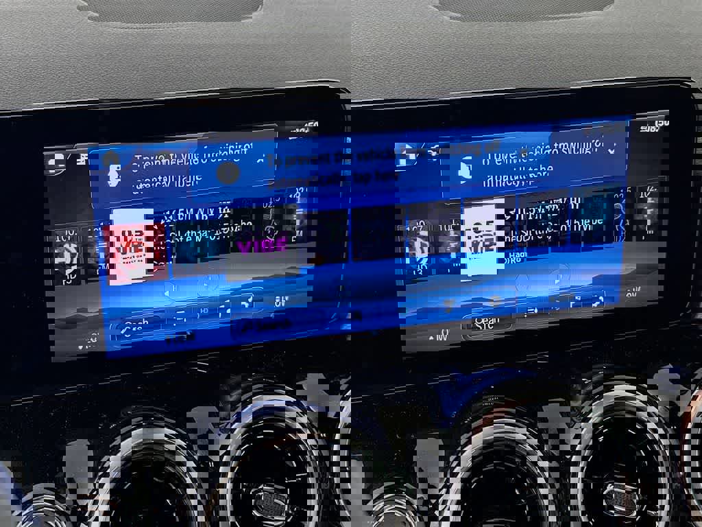 Used 2025 Mercedes-Benz GLA 250 4MATIC image 20