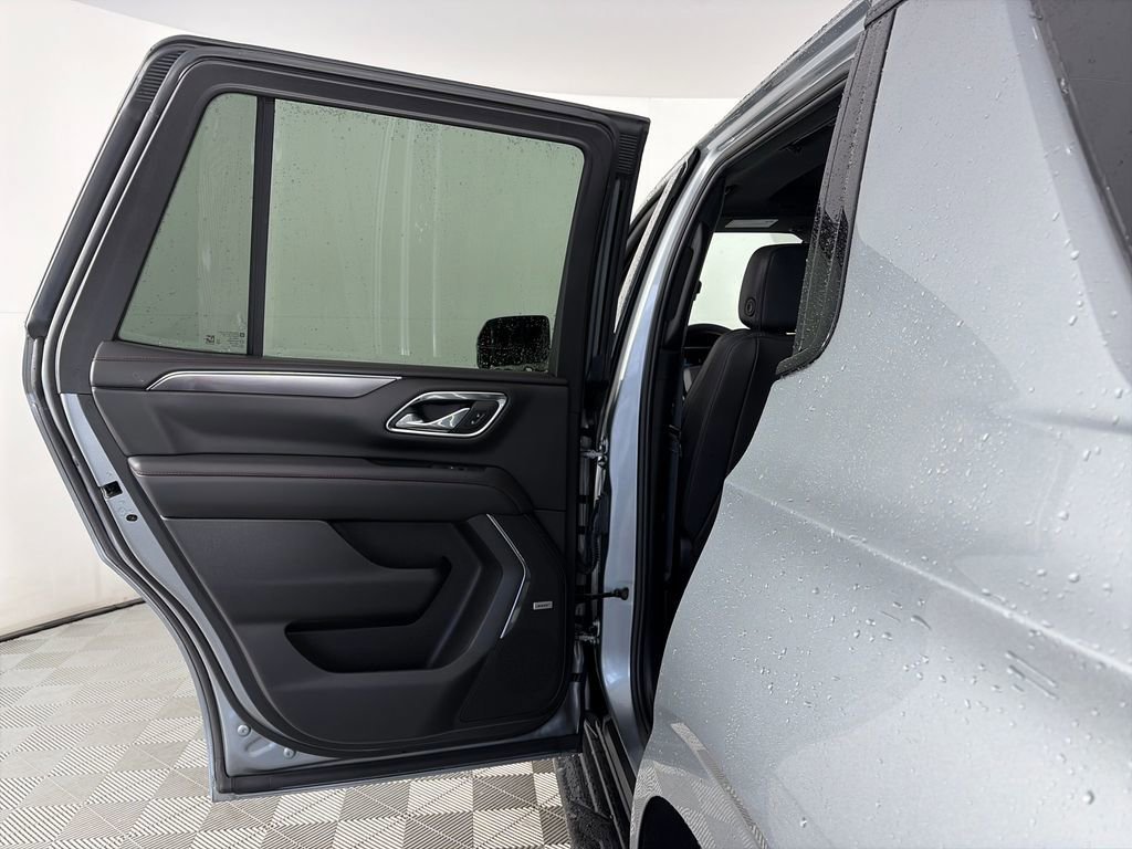 Used 2024 Chevrolet Tahoe RST w/ Luxury Package image 12