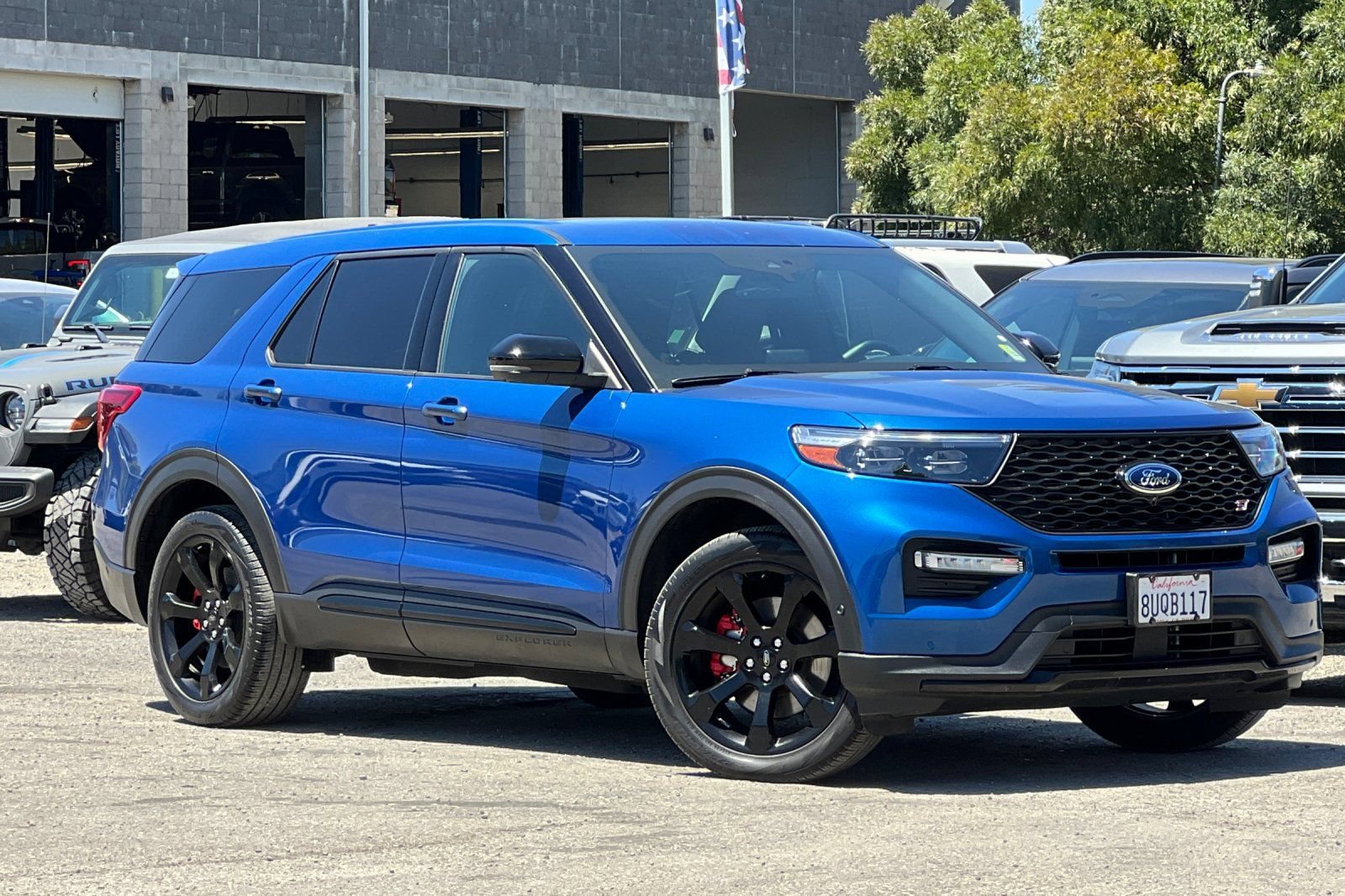 Certified 2021 Ford Explorer ST w/ Equipment Group 401A AWD/4WD image 2