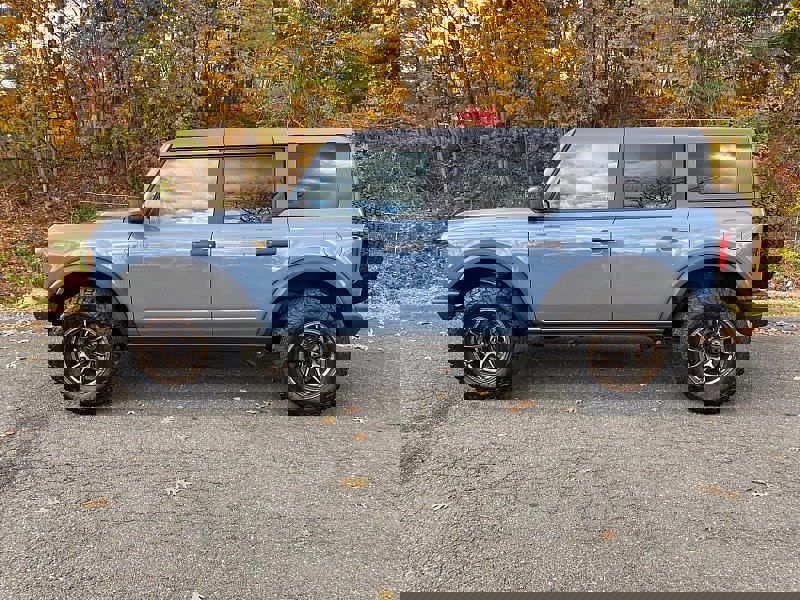 Certified 2024 Ford Bronco Badlands image 2