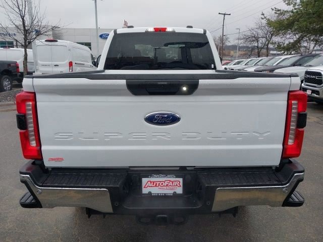 Certified 2023 Ford F250 XLT w/ 360-Degree Camera Package AWD/4WD image 4