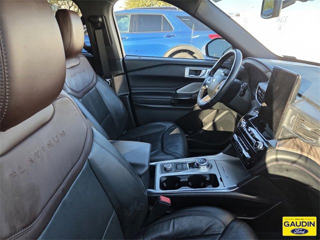 Certified 2022 Ford Explorer Platinum w/ Equipment Group 601A image 5