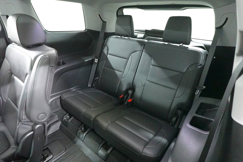 Used 2023 GMC Acadia SLT w/ Technology Package image 30