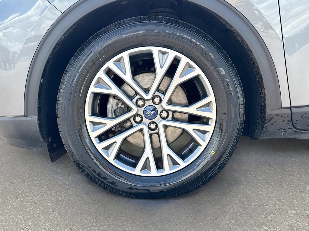 Certified 2022 Ford Escape SEL w/ Technology Package FWD image 30