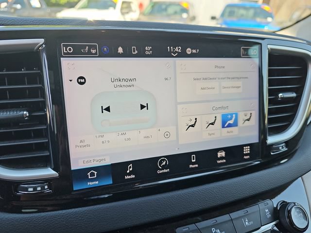 Used 2024 Chrysler Pacifica Touring-L FWD image 24