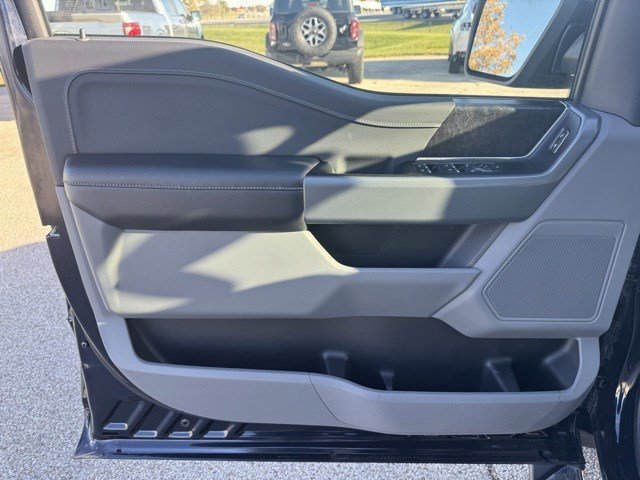 Certified 2022 Ford F150 XLT w/ Equipment Group 302A High image 10