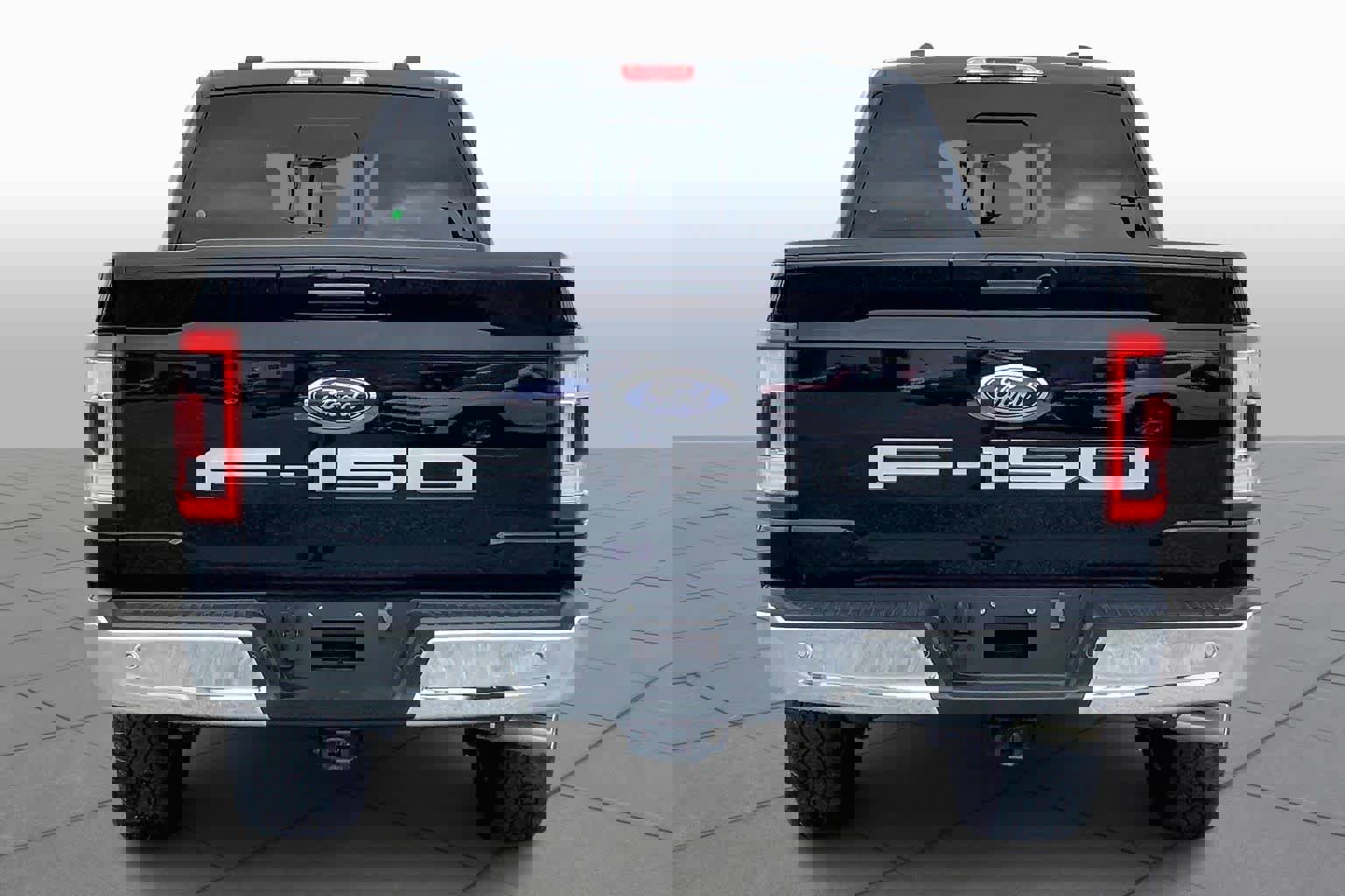 Certified 2023 Ford F150 Lariat w/ Trailer Tow Package image 2