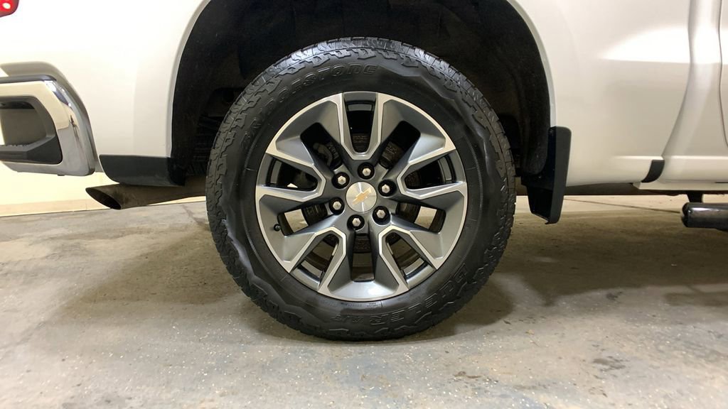 Used 2023 Chevrolet Silverado 1500 LT image 17