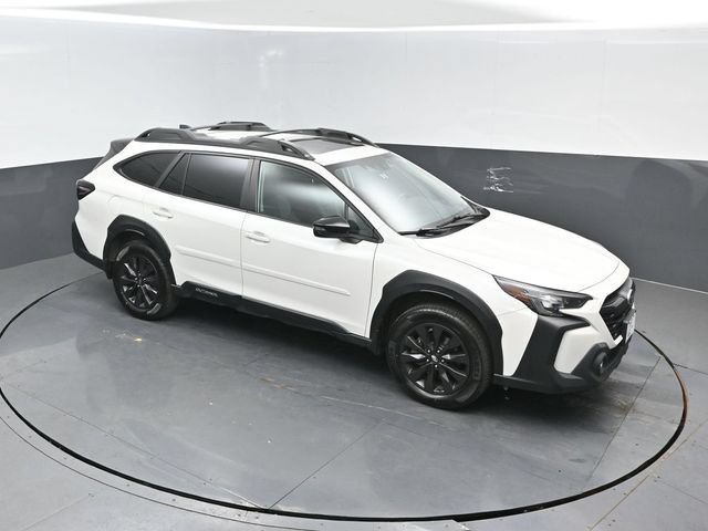 Used 2024 Subaru Outback Onyx Edition AWD/4WD image 17